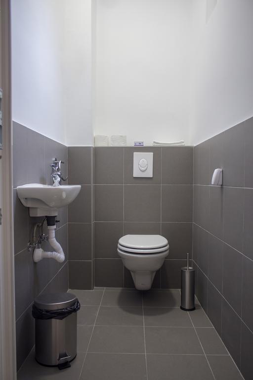 Apartments Petrova170 ザグレブ エクステリア 写真