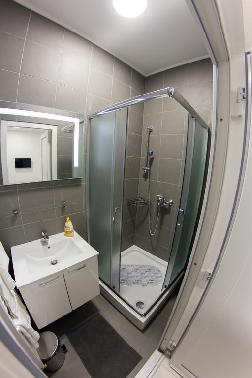 Apartments Petrova170 ザグレブ エクステリア 写真